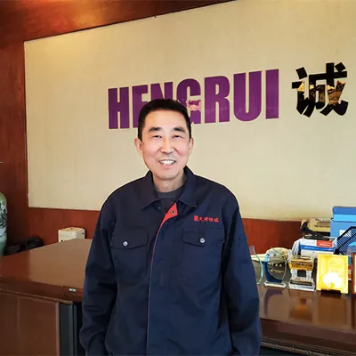 Encik Wei Liguo, Pengerusi dan Pengurus Besar Tianjin HENGRUI Plastic Machinery Co., Ltd.